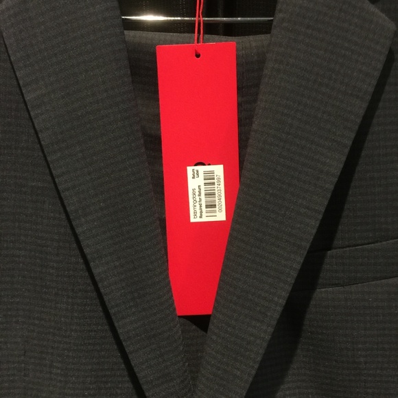 Hugo Boss Suit (Navy) - Picture 3 of 3